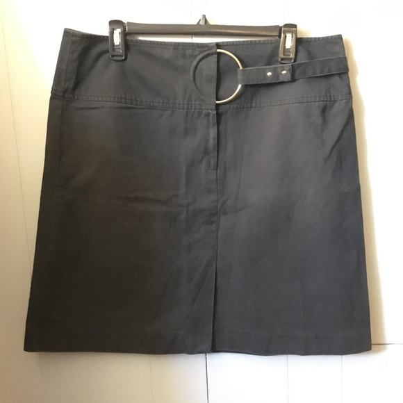 Daisy Fuentes Black Skirt with Buckle - Picture 1 of 3